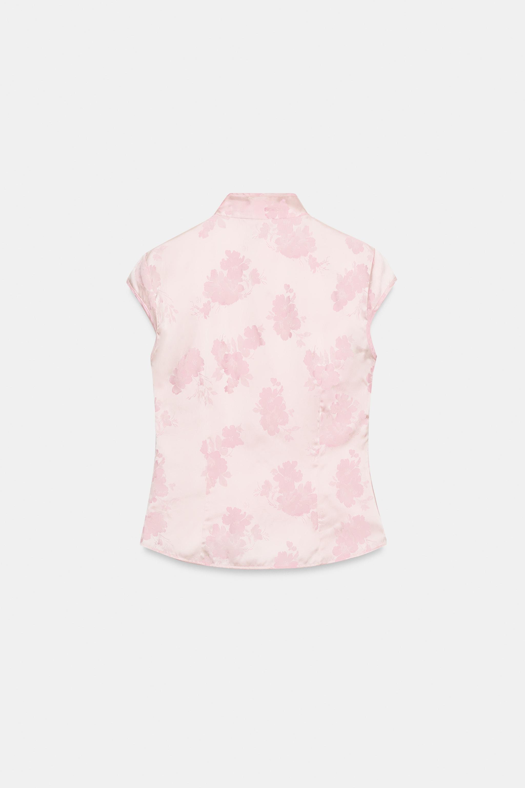 BUTTONED JACQUARD SATIN EFFECT TOP